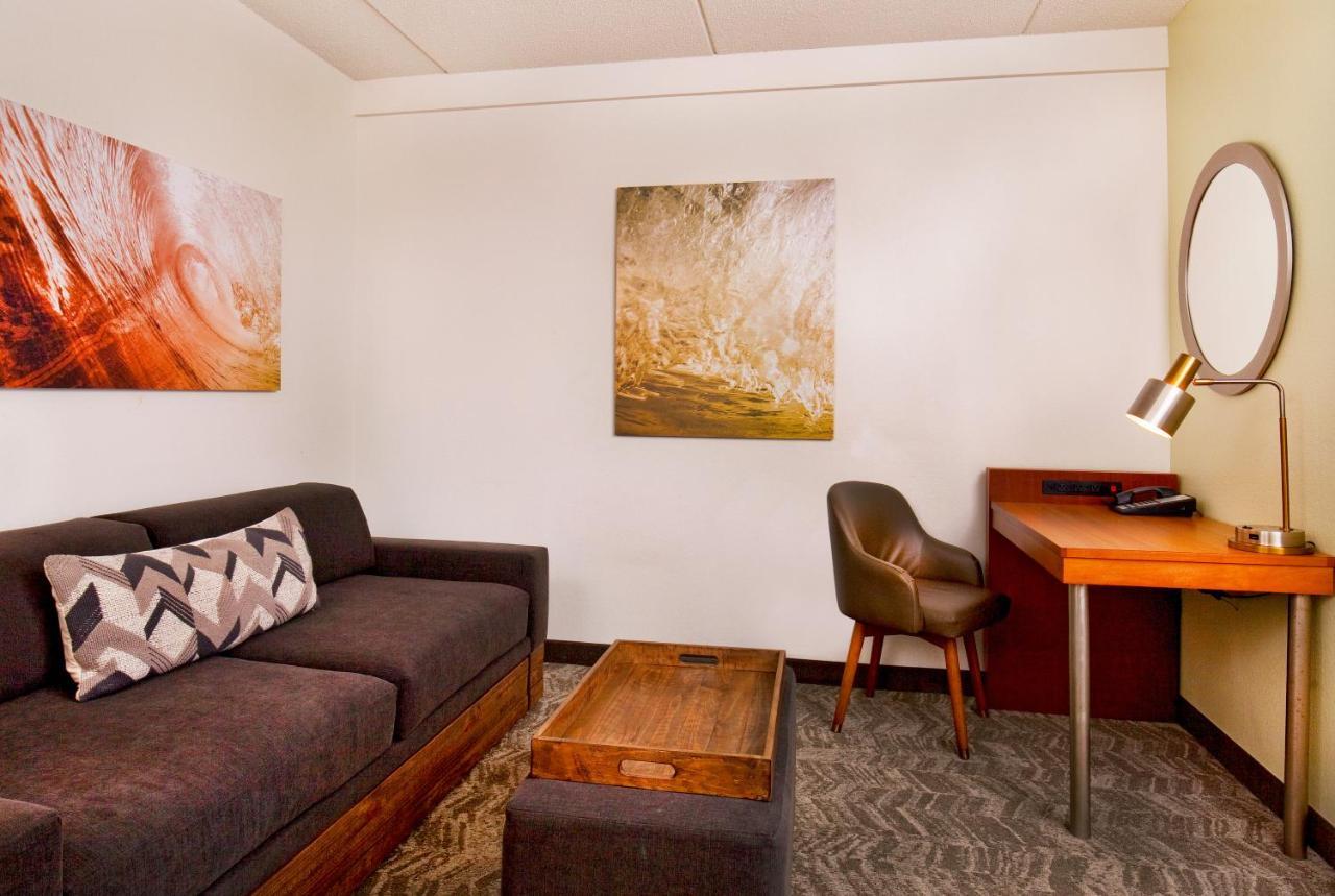 Springhill Suites Chesapeake Greenbrier Buitenkant foto