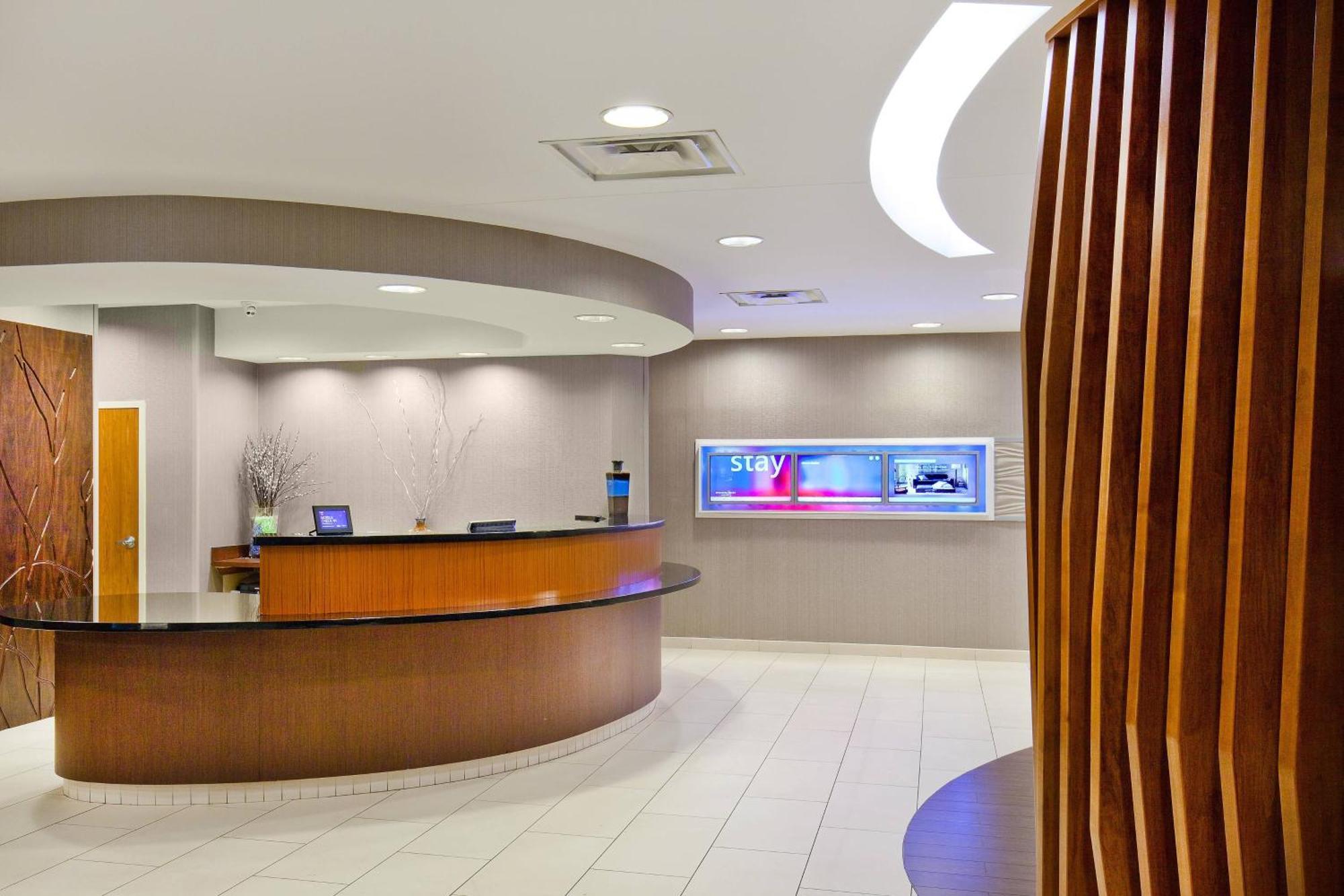 Springhill Suites Chesapeake Greenbrier Buitenkant foto