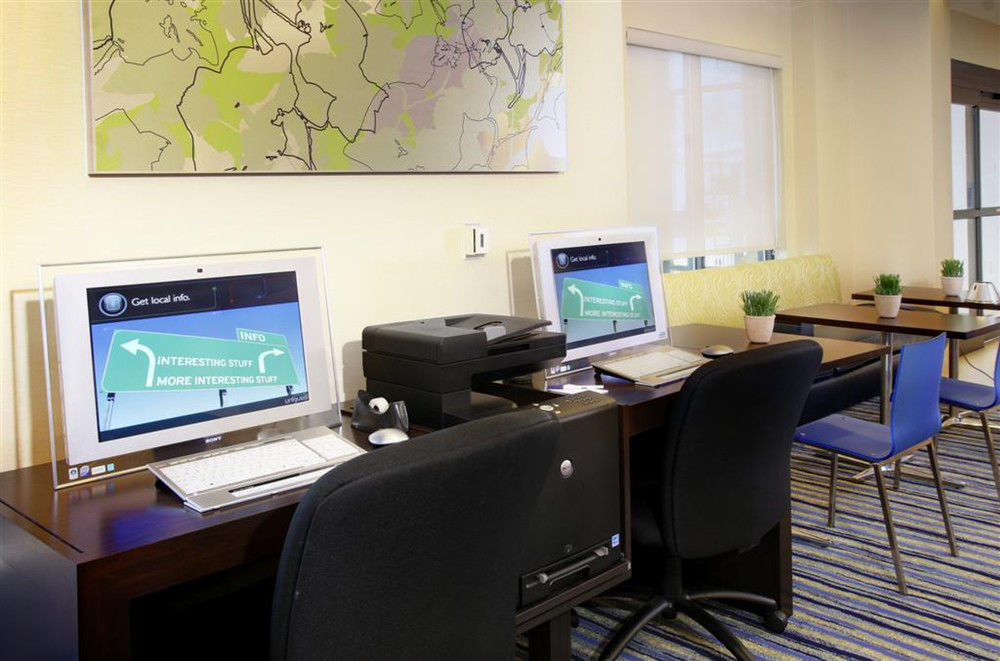 Springhill Suites Chesapeake Greenbrier Buitenkant foto